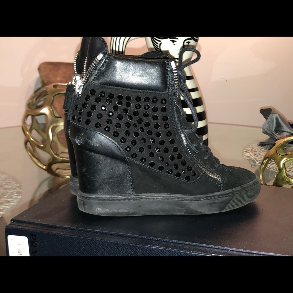 Giuseppe Zanotti Crystal Wedge Sneaker